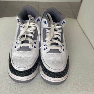 Jordan retro 3 blue sz 6 big kids